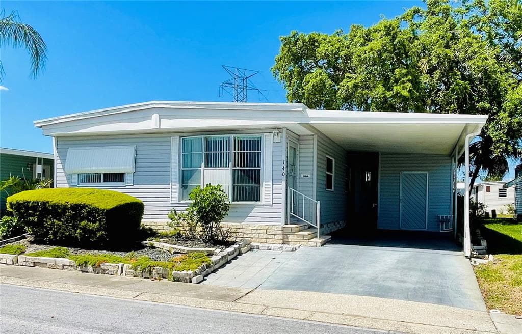 140 MOUNTAIN FIR DRIVE PALM HARBOR, FL 34684