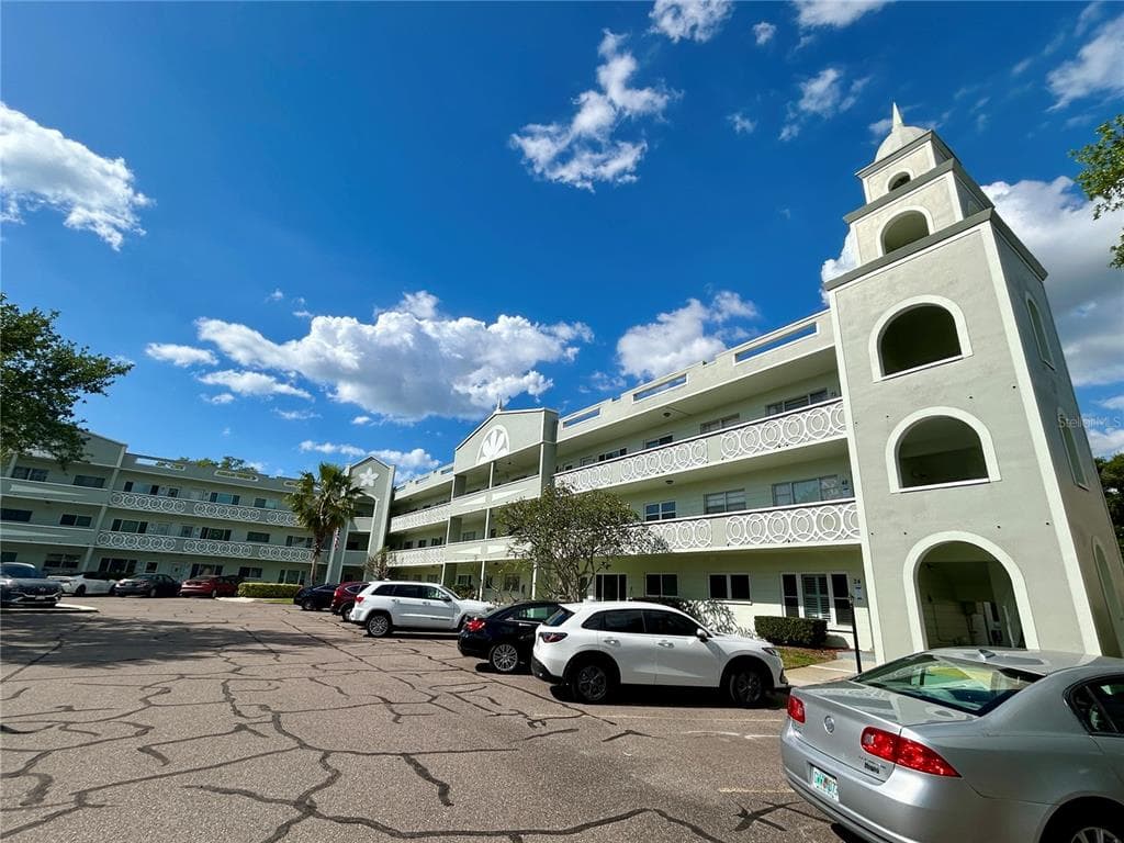 2256 PHILIPPINE DRIVE UNIT 42 CLEARWATER, FL 33763