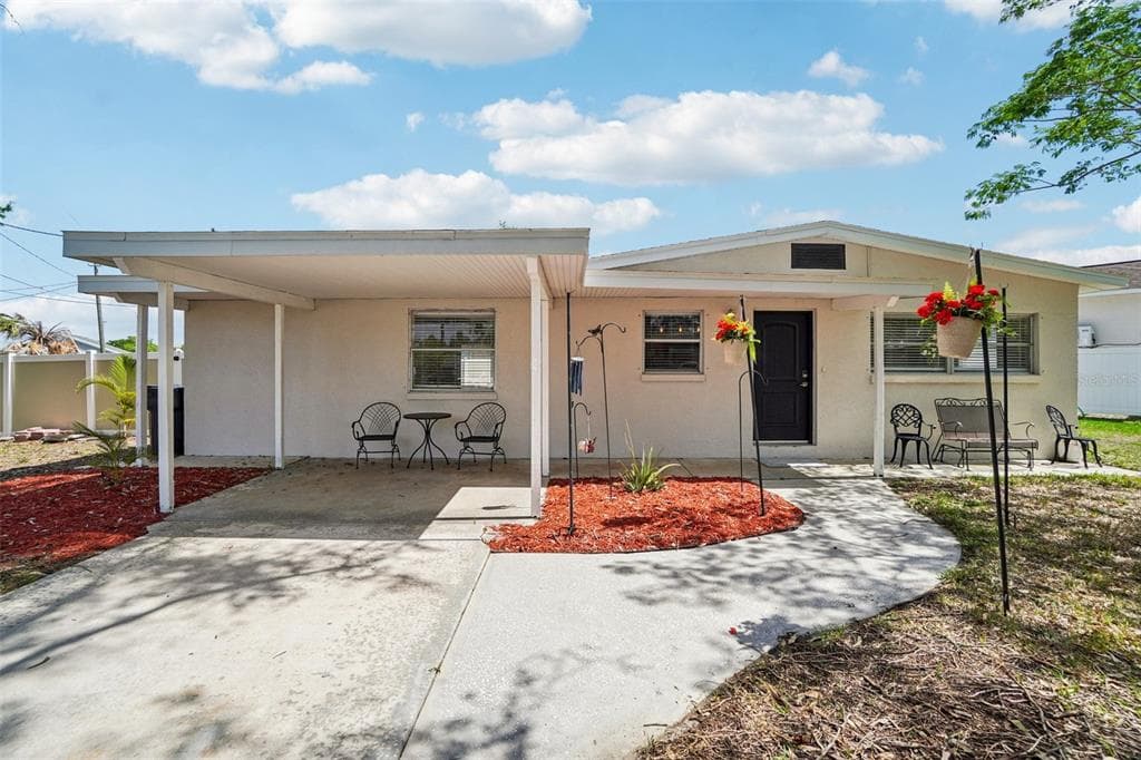 541 FIREFLY LANE APOLLO BEACH, FL 33572