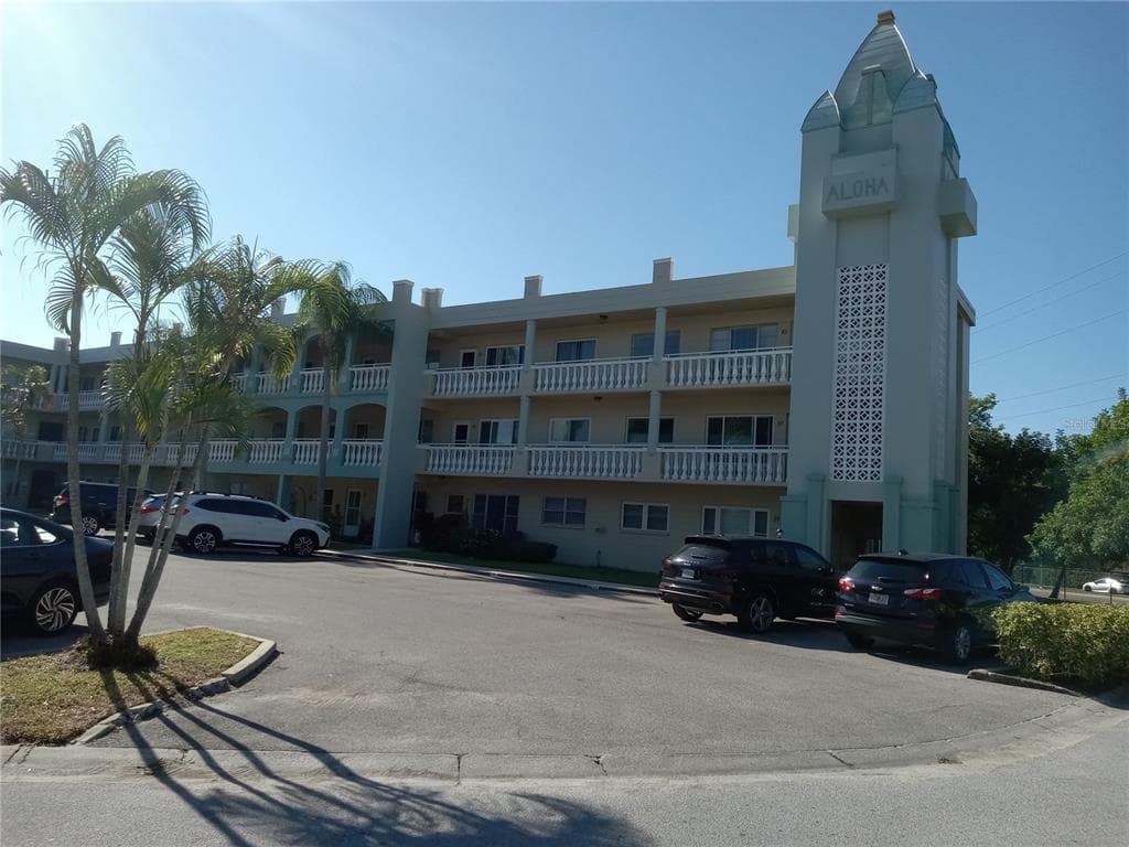 2331 FINLANDIA LANE UNIT 53 CLEARWATER, FL 33763