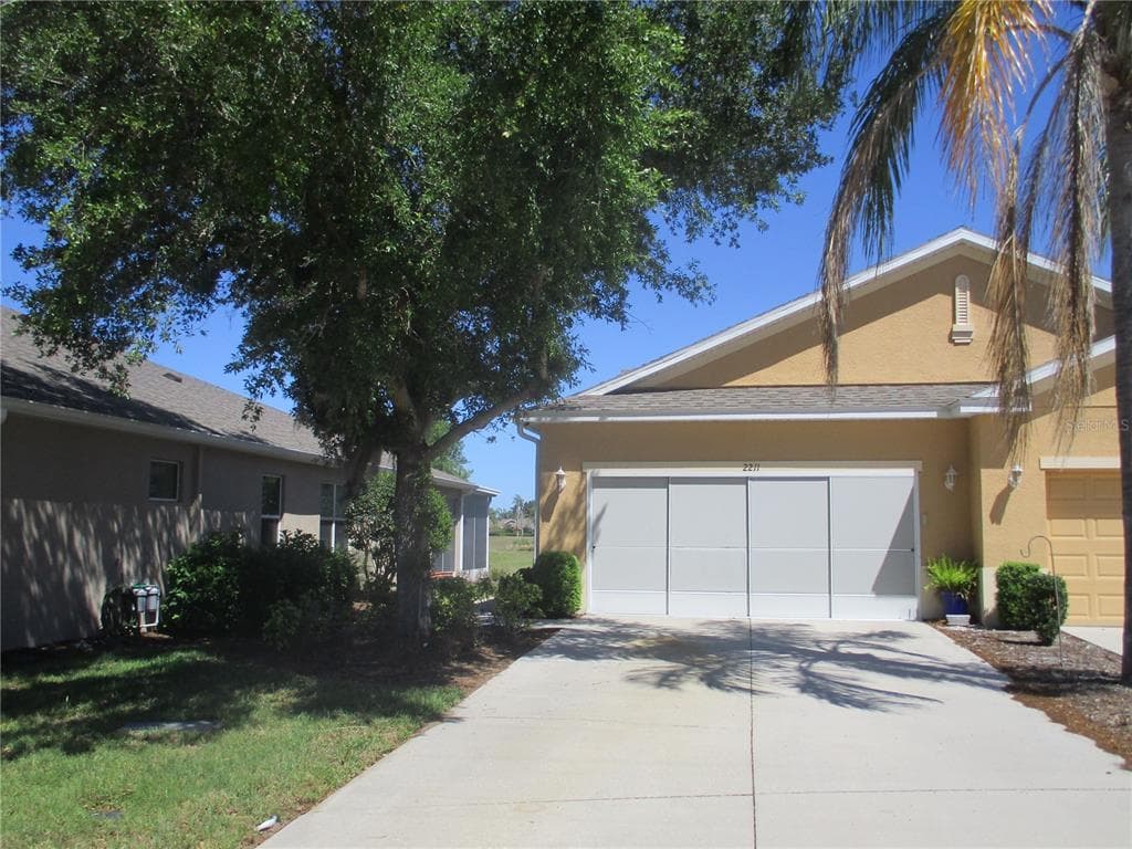 2211 OAKLEY GREEN DRIVE