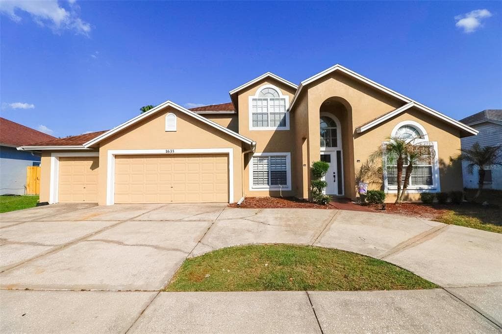 1635 LEDGESTONE DRIVE BRANDON, FL 33511