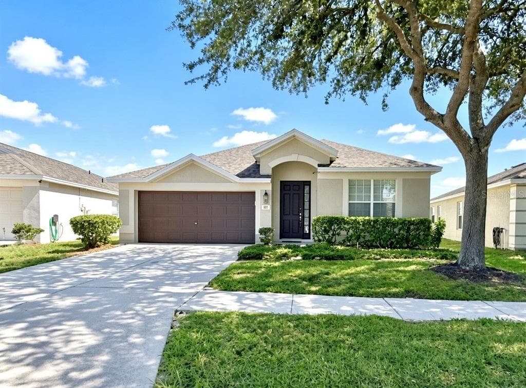 601 NODDING SHADE DRIVE BROOKSVILLE, FL 34604