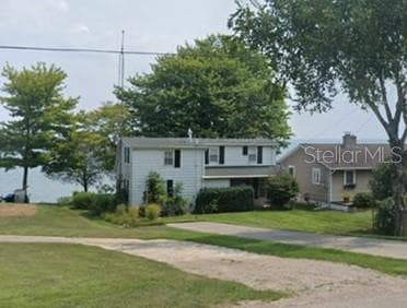 2266 LAKESHORE DRIVE