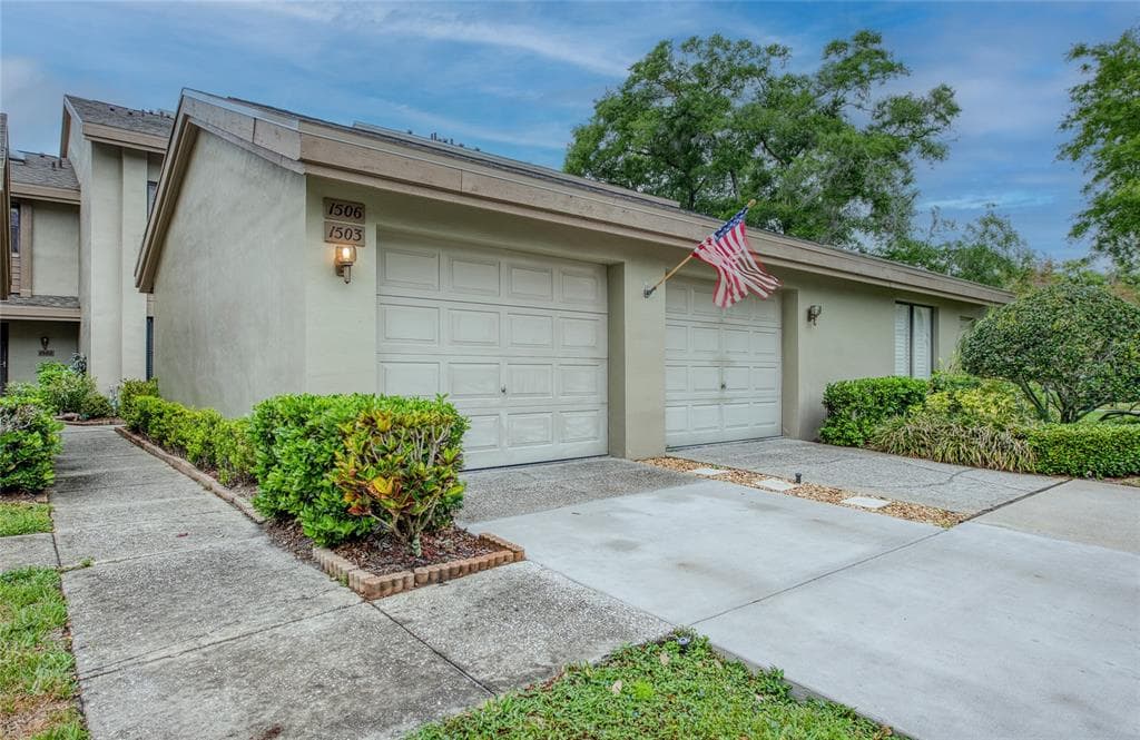 3074 LANDMARK BOULEVARD UNIT 1503 PALM HARBOR, FL 34684