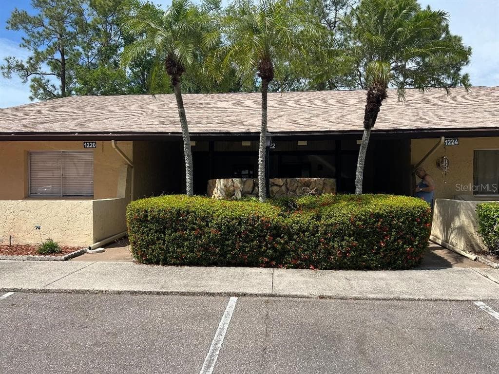 1220 13TH CIRCLE SE LARGO, FL 33771