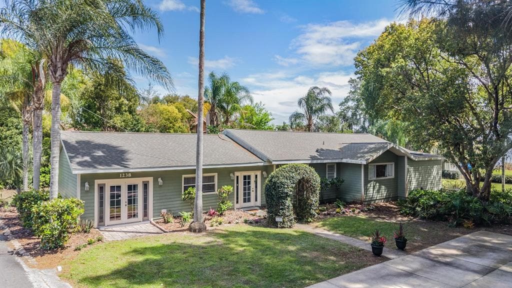 1238 S HIGHLAND PARK DRIVE