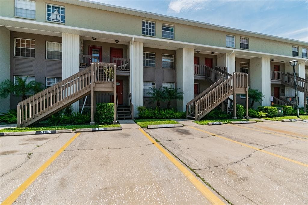 4875 W MCELROY AVENUE UNIT G208