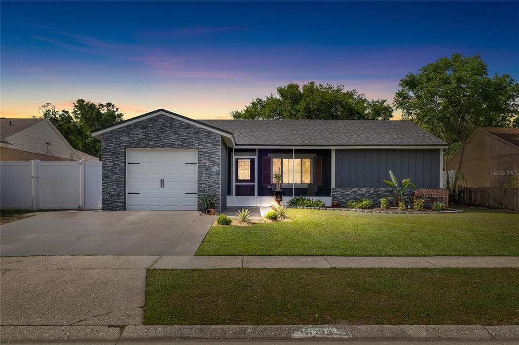 5716 RIDGESTONE DRIVE