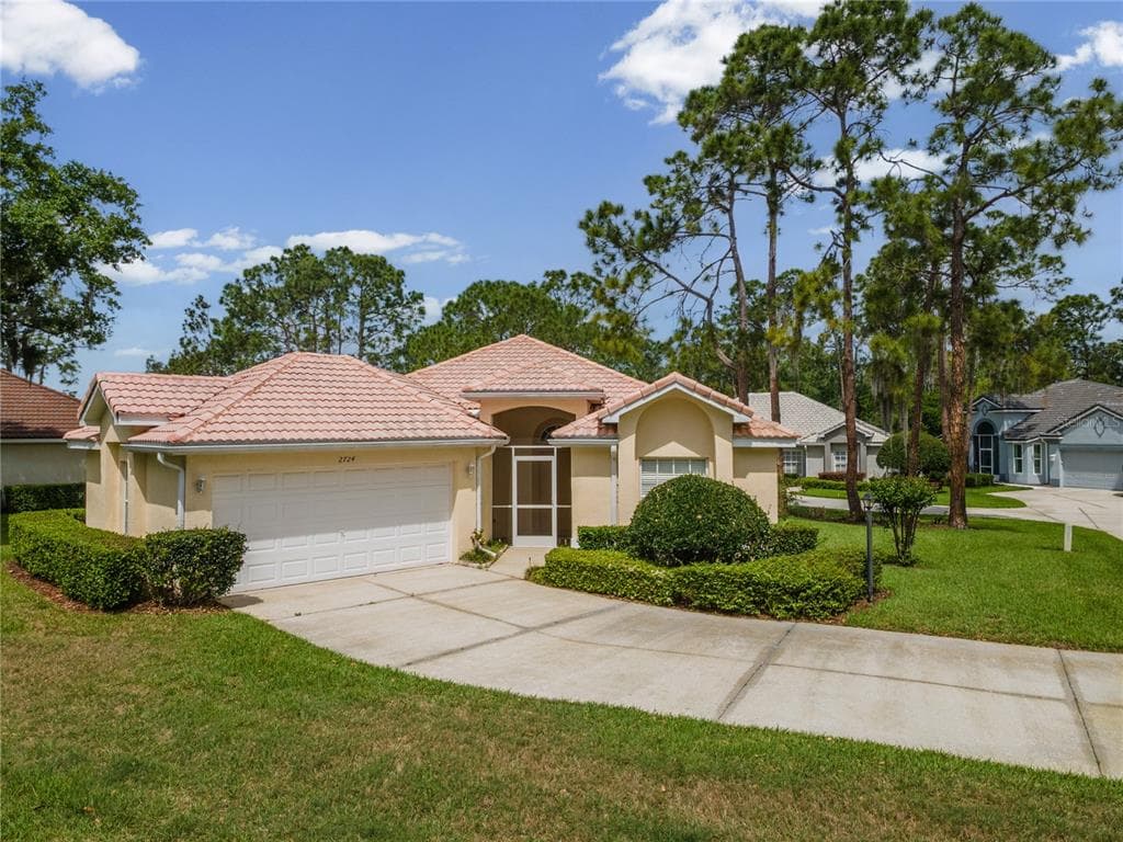 2724 GOLF LAKE DRIVE UNIT 26 PLANT CITY, FL 33566