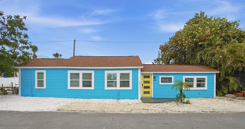 118 92ND AVENUE TREASURE ISLAND, FL 33706