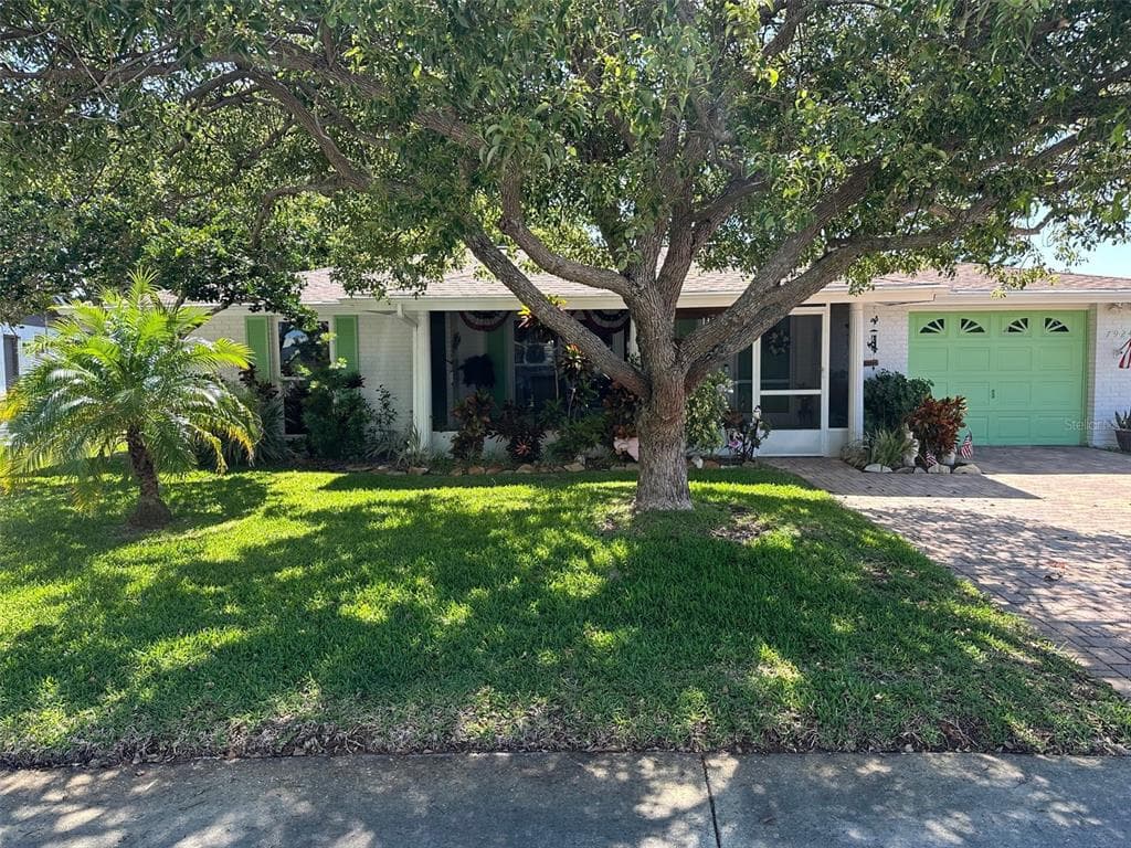 7924 DATURA LN. NEW PORT RICHEY, FL 34653