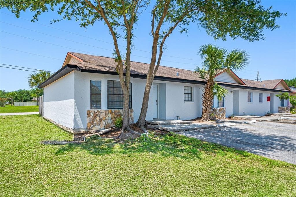 501 ST. MICHAELS WAY UNIT 520 TARPON SPRINGS, FL 34689
