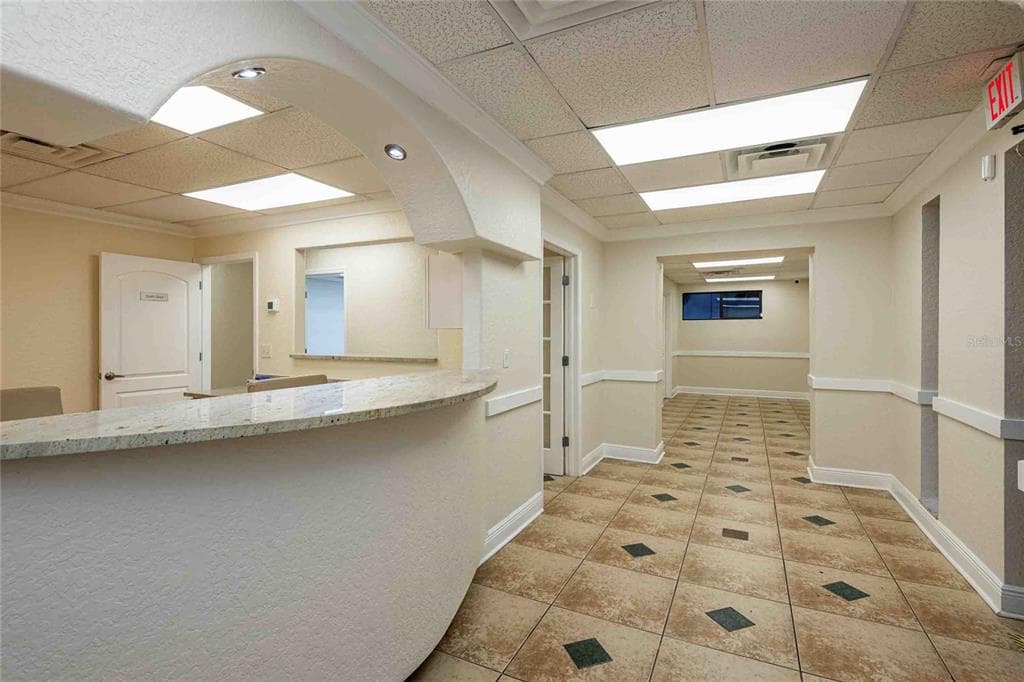4109 N ARMENIA