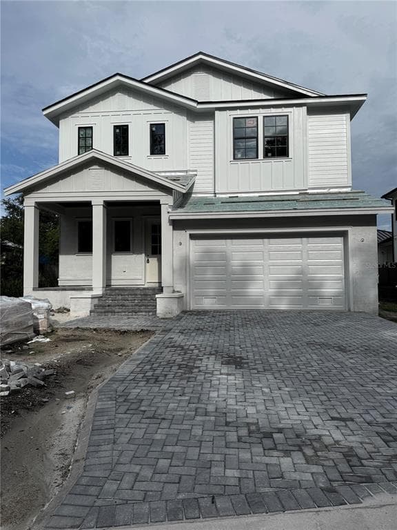 2303 GLENWOOD DRIVE TAMPA, FL 33602