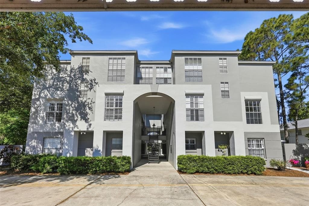 606 S GLEN AVENUE UNIT 11 TAMPA, FL 33609