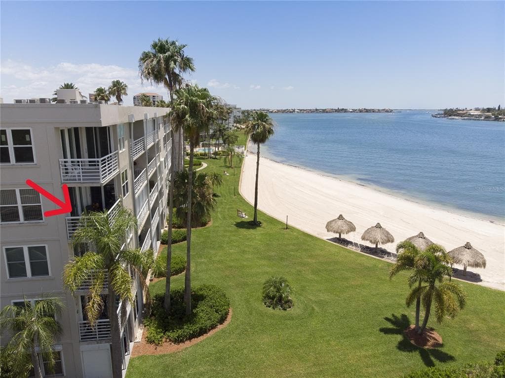 5701 BAHIA DEL MAR CIRCLE UNIT 408 ST PETERSBURG, FL 33715