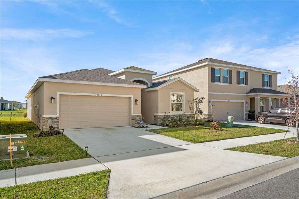 32516 OSPREY PEAK WAY SAN ANTONIO, FL 33576