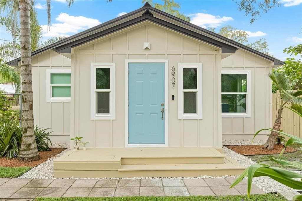 6907 20TH STREET TAMPA, FL 33610