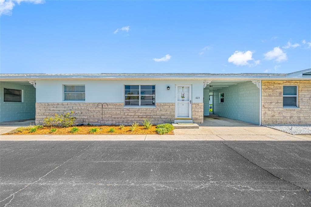 12400 PARK BLVD UNIT 623 SEMINOLE, FL 33772