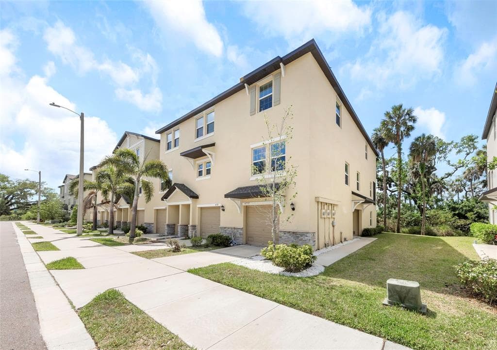 4732 TUSCAN LOON DRIVE TAMPA, FL 33619