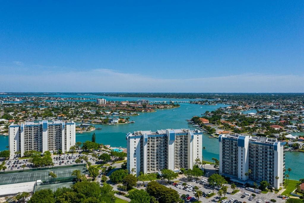 9495 BLIND PASS ROAD UNIT 202 ST PETE BEACH, FL 33706