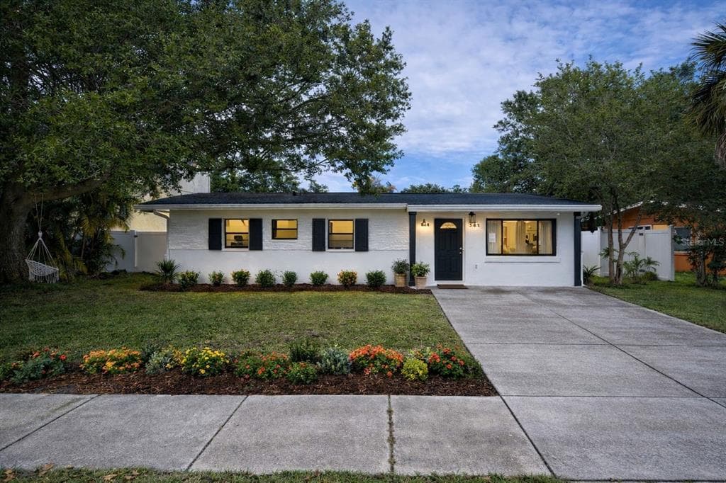 343 SHORE DRIVE E OLDSMAR, FL 34677
