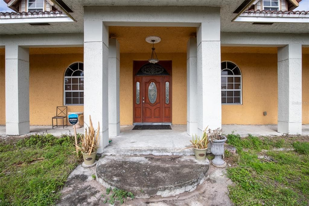 687 MONTURA AVENUE CLEWISTON, FL 33440