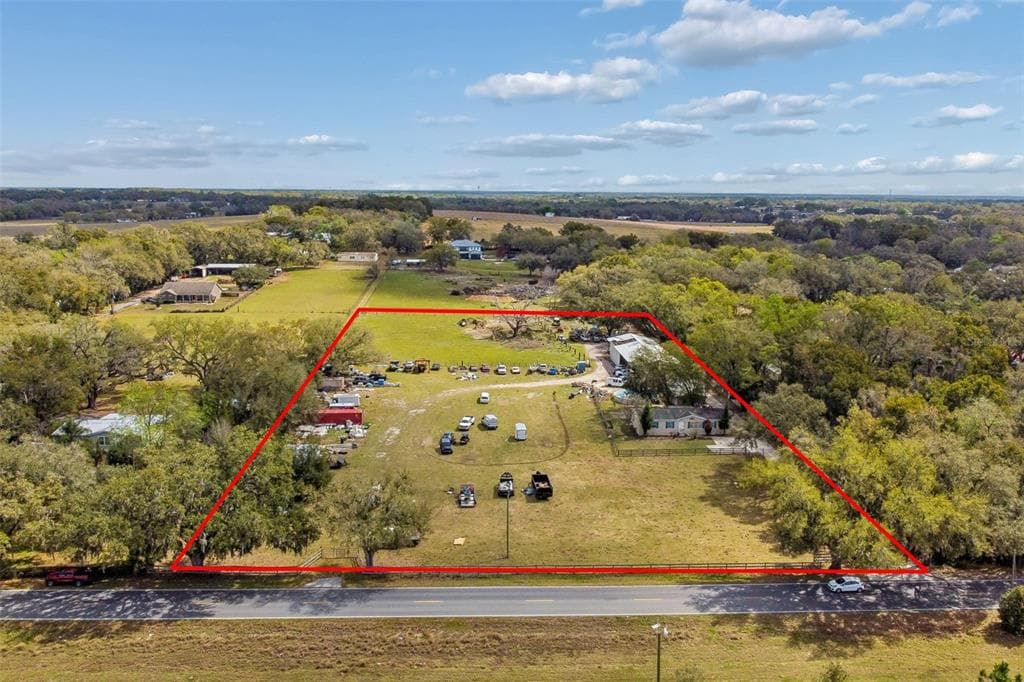 8302 WIRE ROAD ZEPHYRHILLS, FL 33540