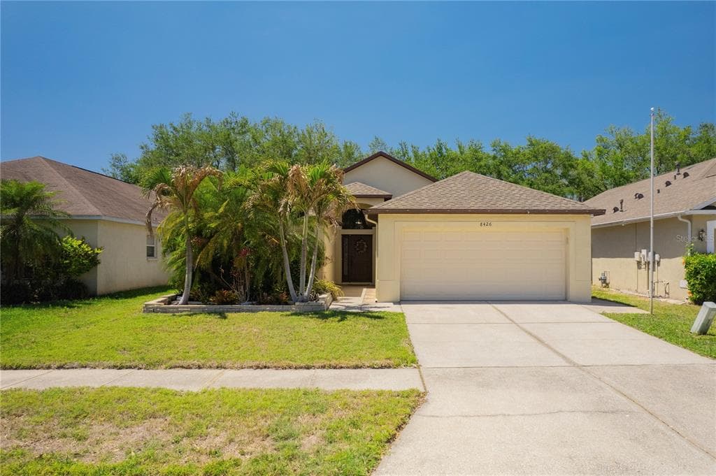 8426 POYDRAS LANE TAMPA, FL 33635