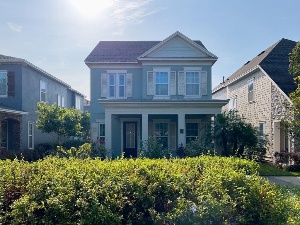 5912 VILLAGE CENTER DRIVE LITHIA, FL 33547