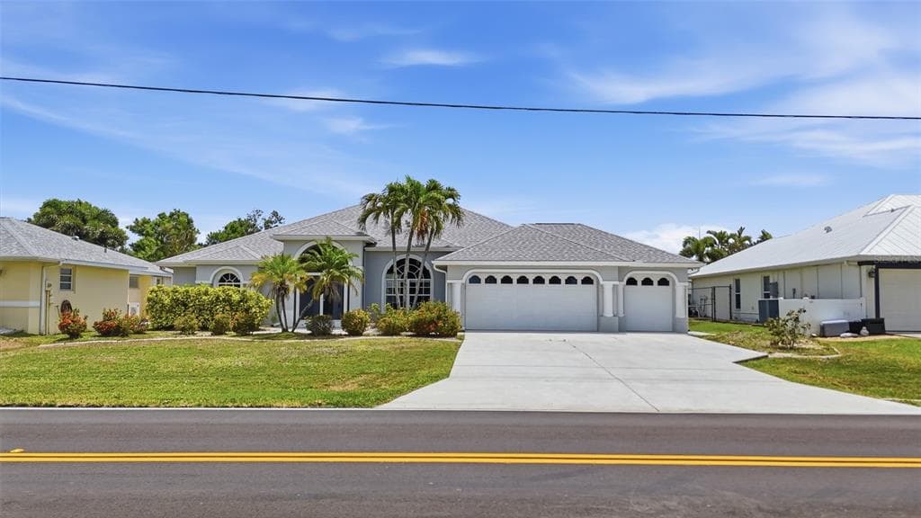 885 ROTONDA CIRCLE ROTONDA WEST, FL 33947