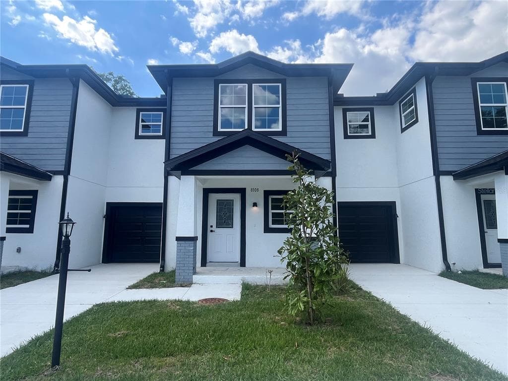 8108 N GREENWOOD AVENUE TAMPA, FL 33604
