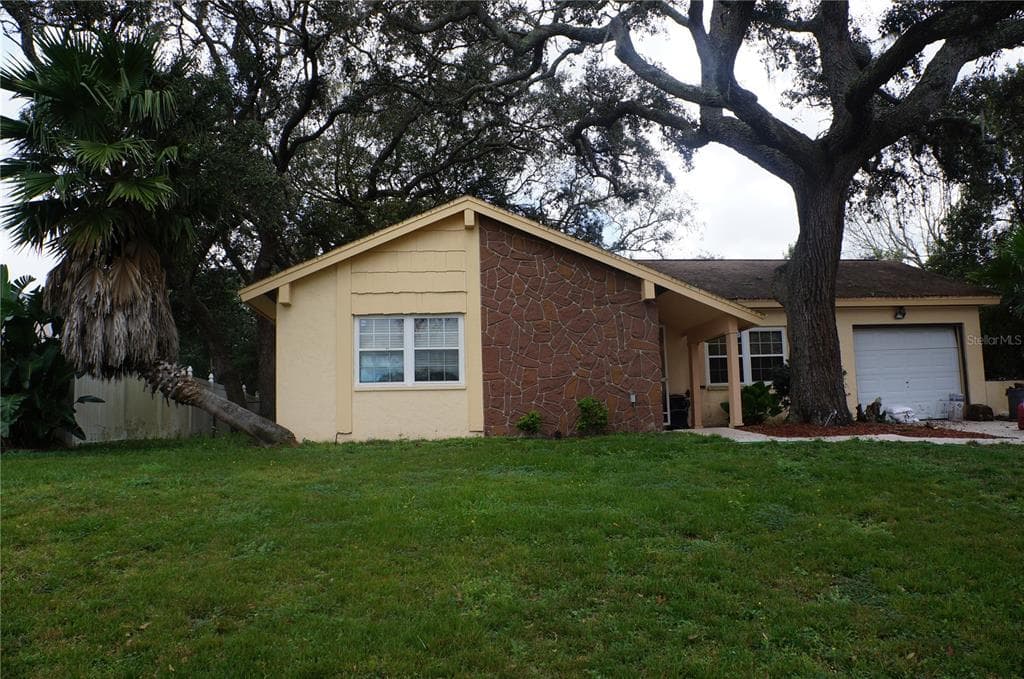 1156 MACFARLANE AVENUE SPRING HILL, FL 34608
