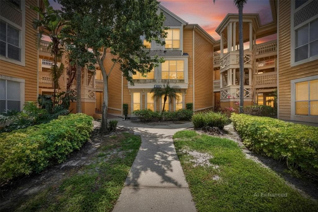 115 112TH AVENUE NE UNIT 406 ST PETERSBURG, FL 33716