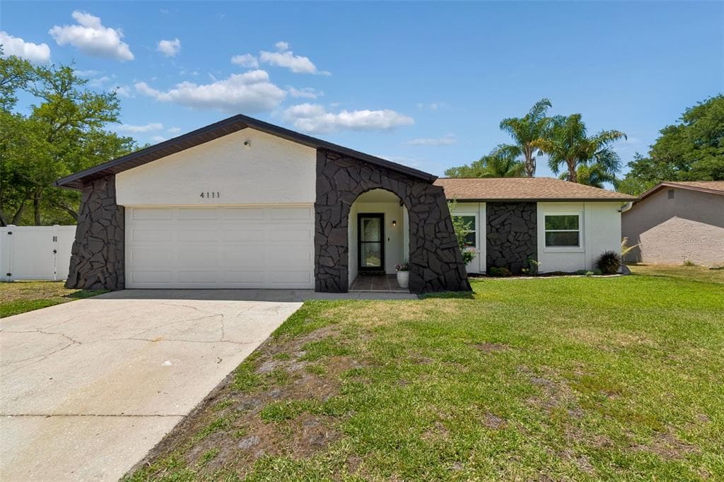 4111 N BAY HILLS BOULEVARD SAFETY HARBOR, FL 34695