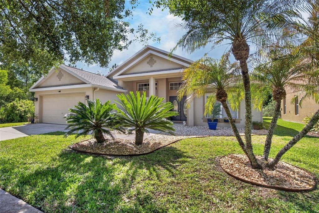 8215 MYRTLE POINT WAY TAMPA, FL 33647