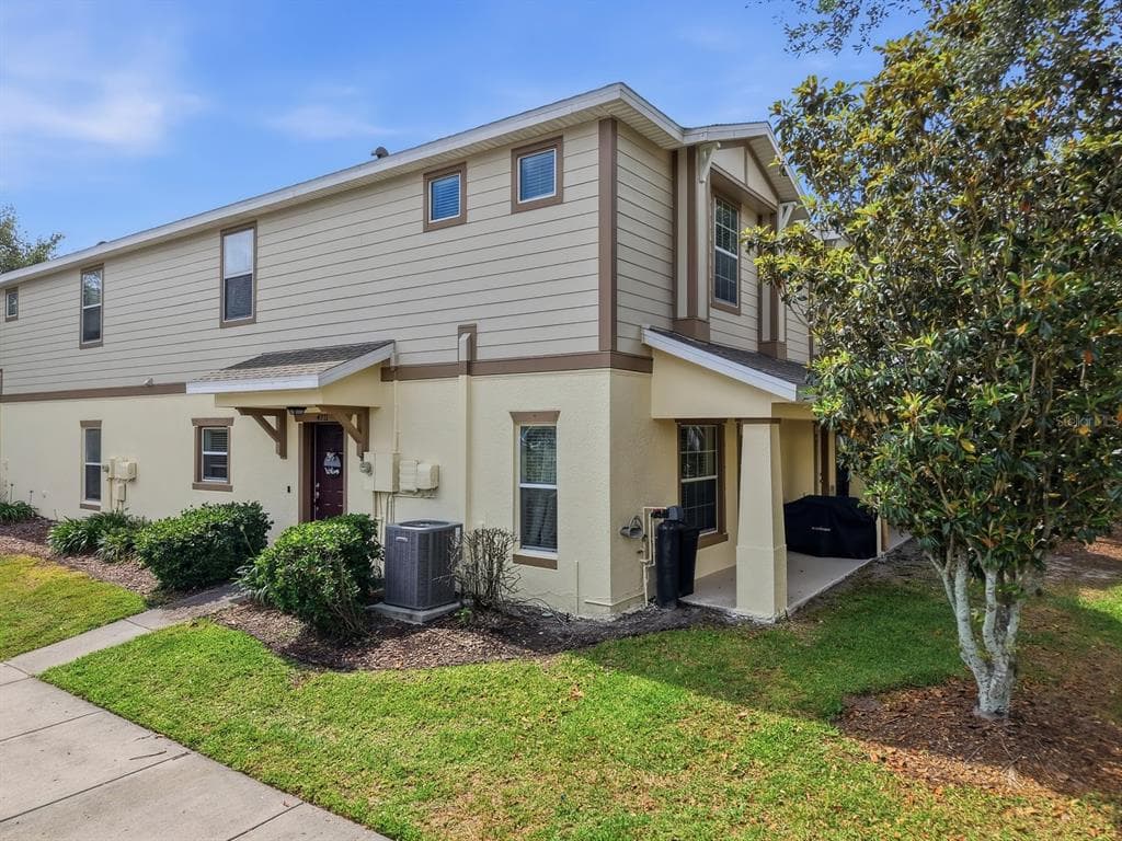 4711 CHATTERTON WAY RIVERVIEW, FL 33578