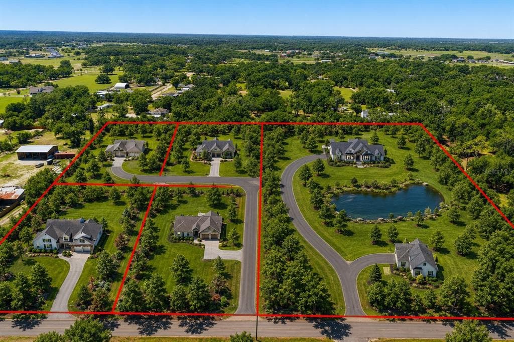 19084 RED BIRD LANE LOT 1 LITHIA, FL 33547