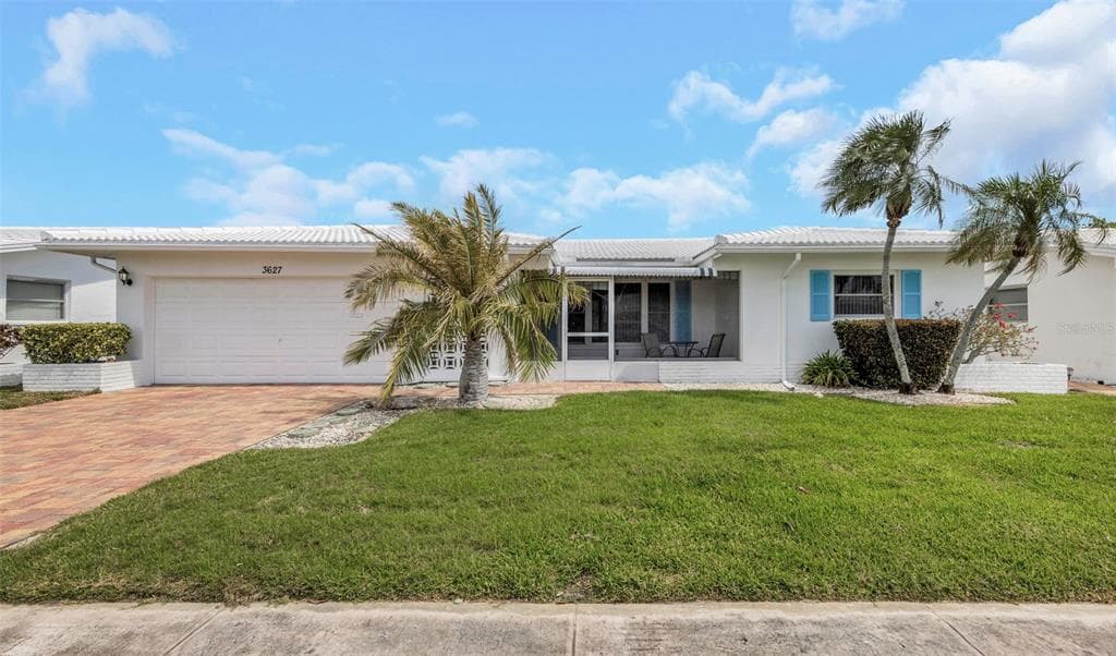 3627 100TH PLACE N UNIT 4 PINELLAS PARK, FL 33782