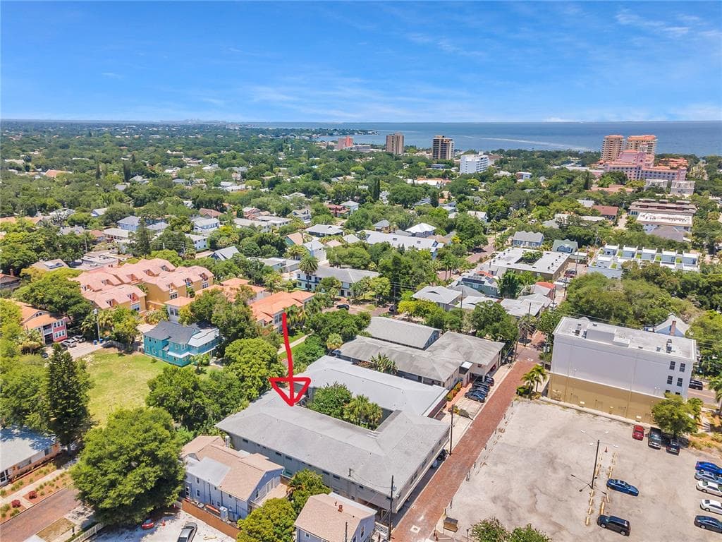 224 6TH AVENUE N UNIT 13 ST PETERSBURG, FL 33701
