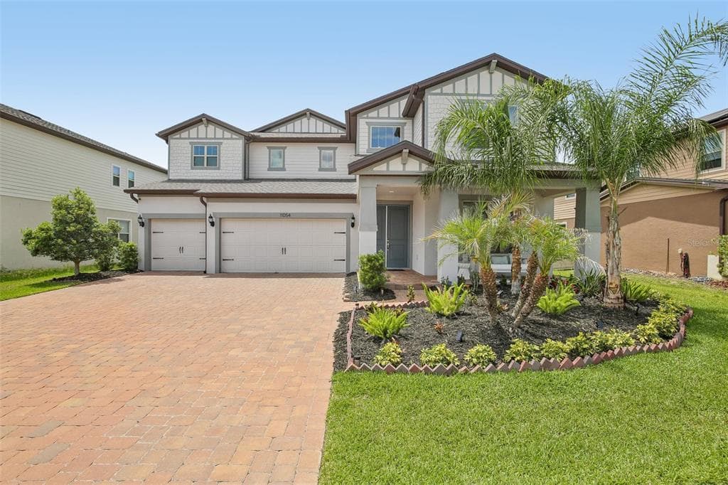 11054 SUNDRIFT DRIVE TAMPA, FL 33647