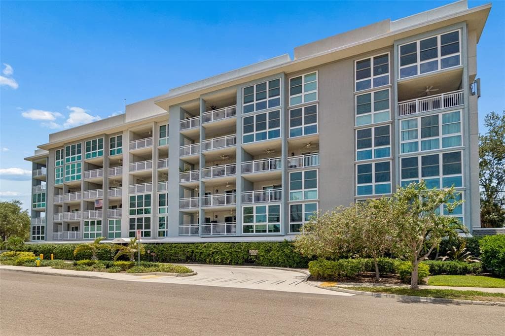 160 COLUMBIA DRIVE UNIT 206