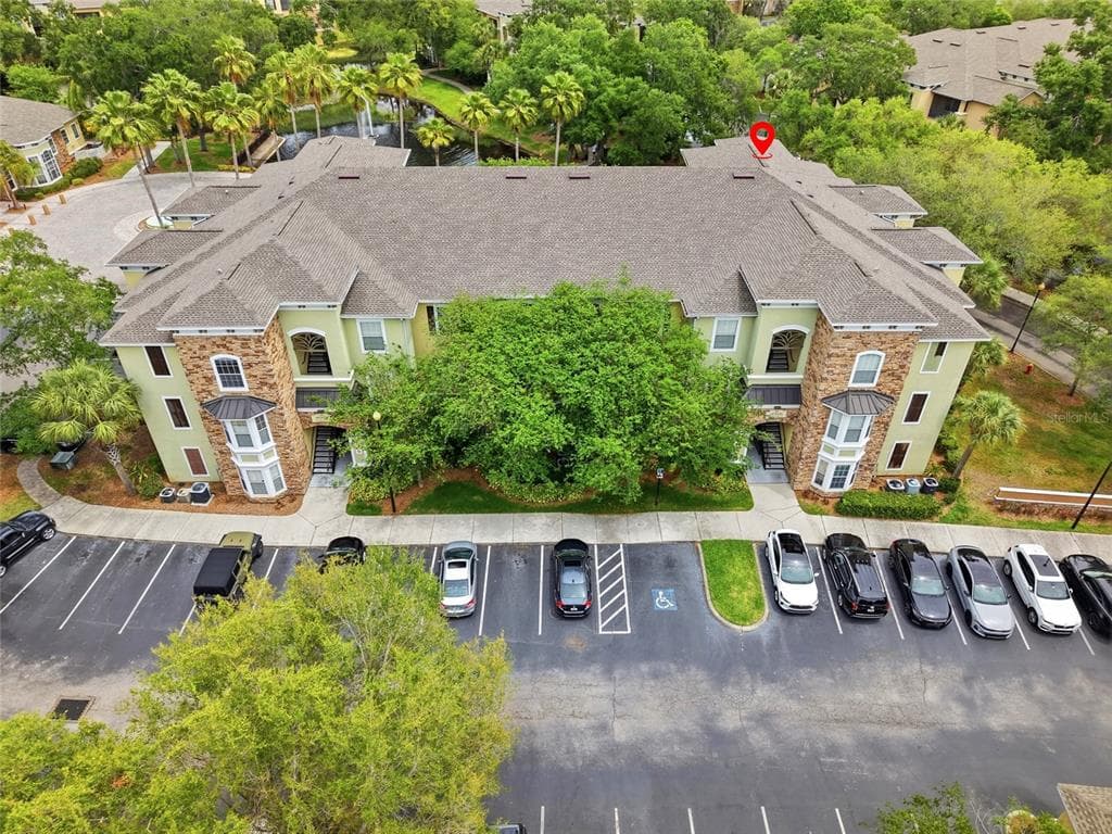 9916 COURTNEY PALMS BOULEVARD UNIT 302 TAMPA, FL 33619