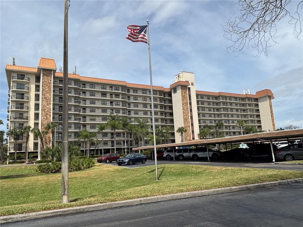5400 PARK STREET N UNIT 108 ST PETERSBURG, FL 33709