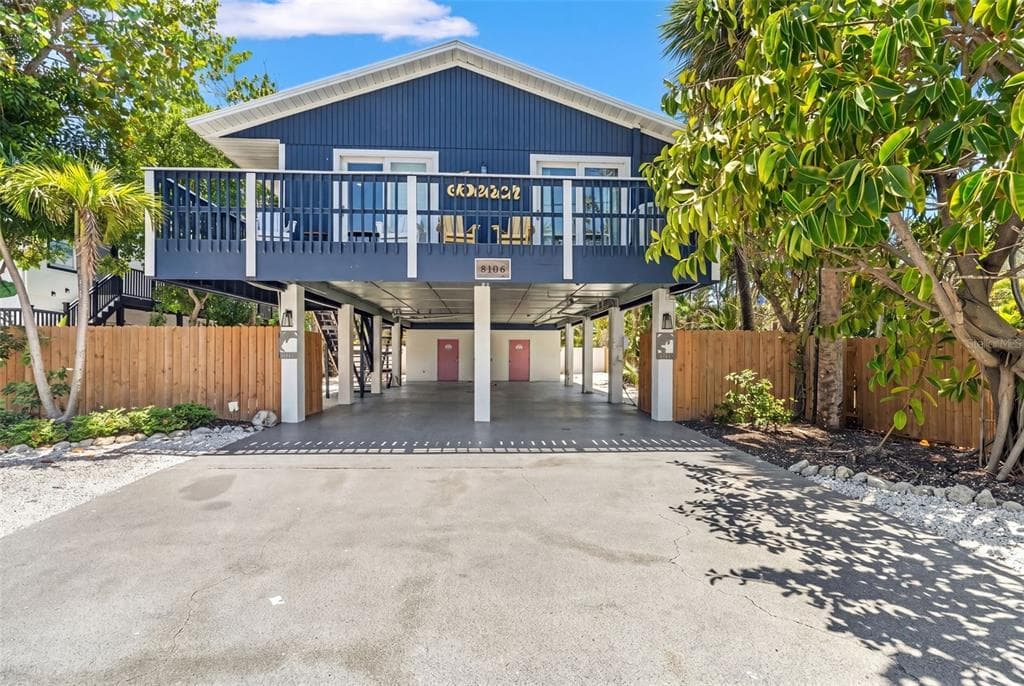 8106 GULF DRIVE UNIT A&B HOLMES BEACH, FL 34217