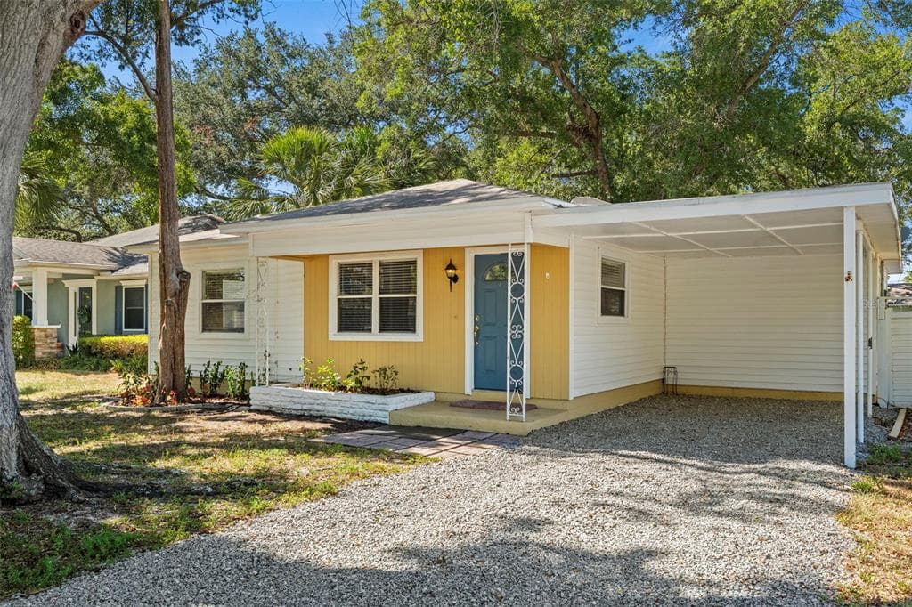 3313 PRICE AVENUE TAMPA, FL 33611