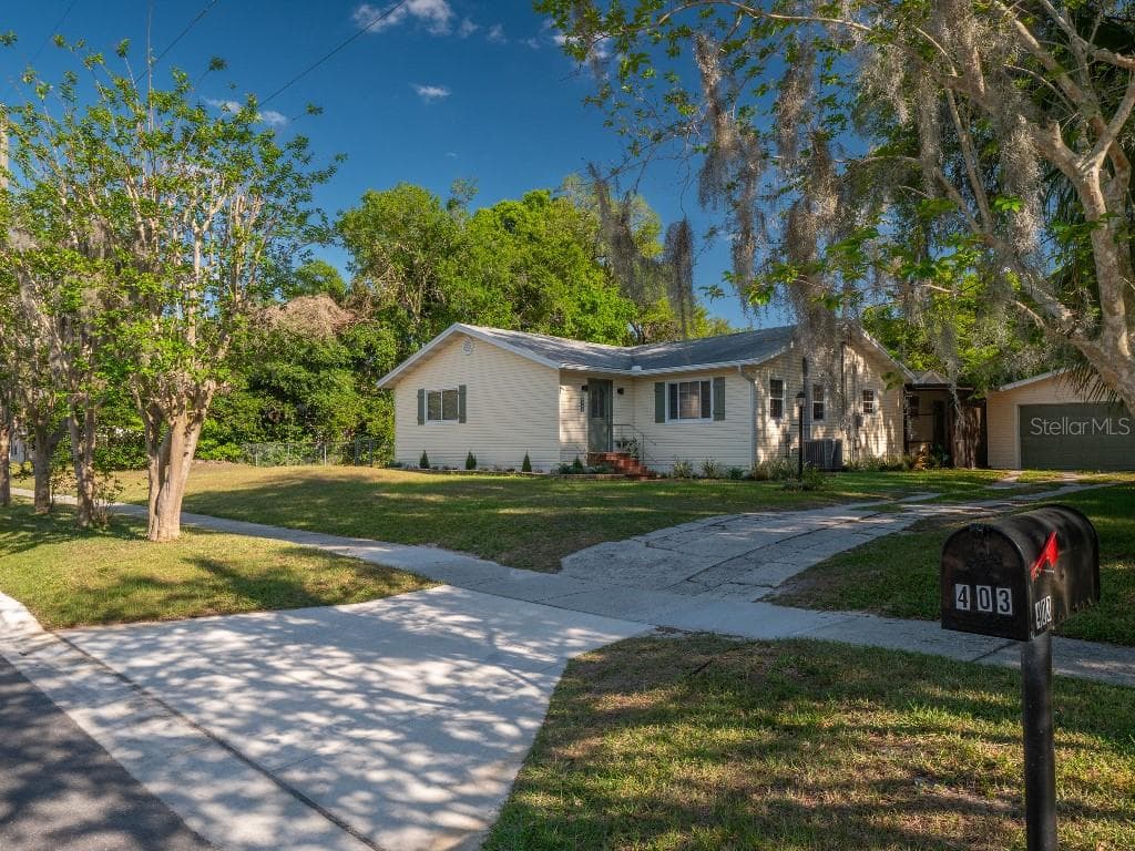 403 E CAROLINA AVENUE PLANT CITY, FL 33563