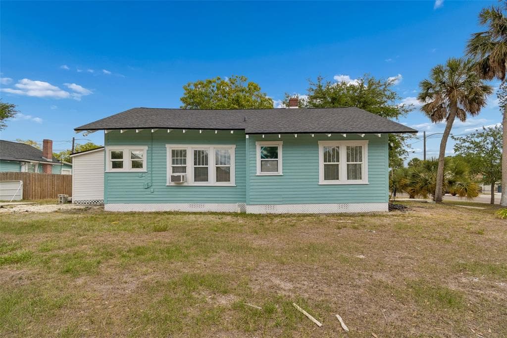 4105 18TH AVENUE S ST PETERSBURG, FL 33711