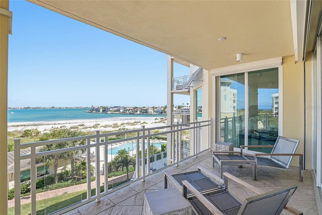 650 COLLANY ROAD UNIT 401 TIERRA VERDE, FL 33715